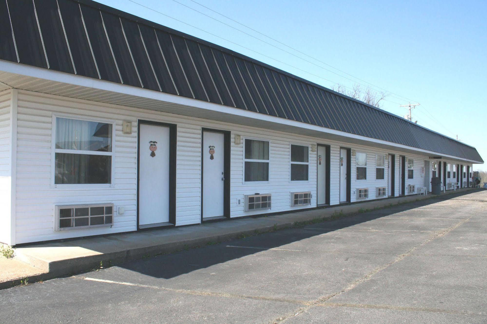 Lake Lighthouse Inn Osage Beach Exterior foto